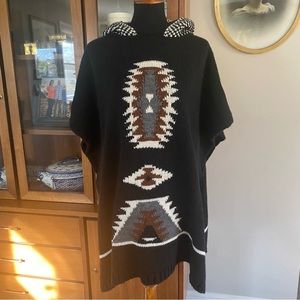 Cocogio Southwestern Print Hooded Poncho